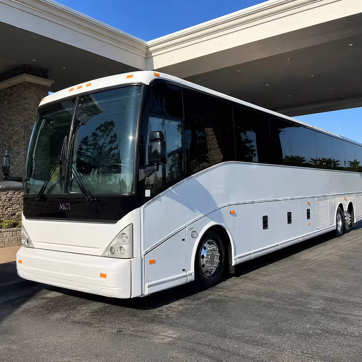 melbourne charter bus rentals for commutes around i 95 roadwork
