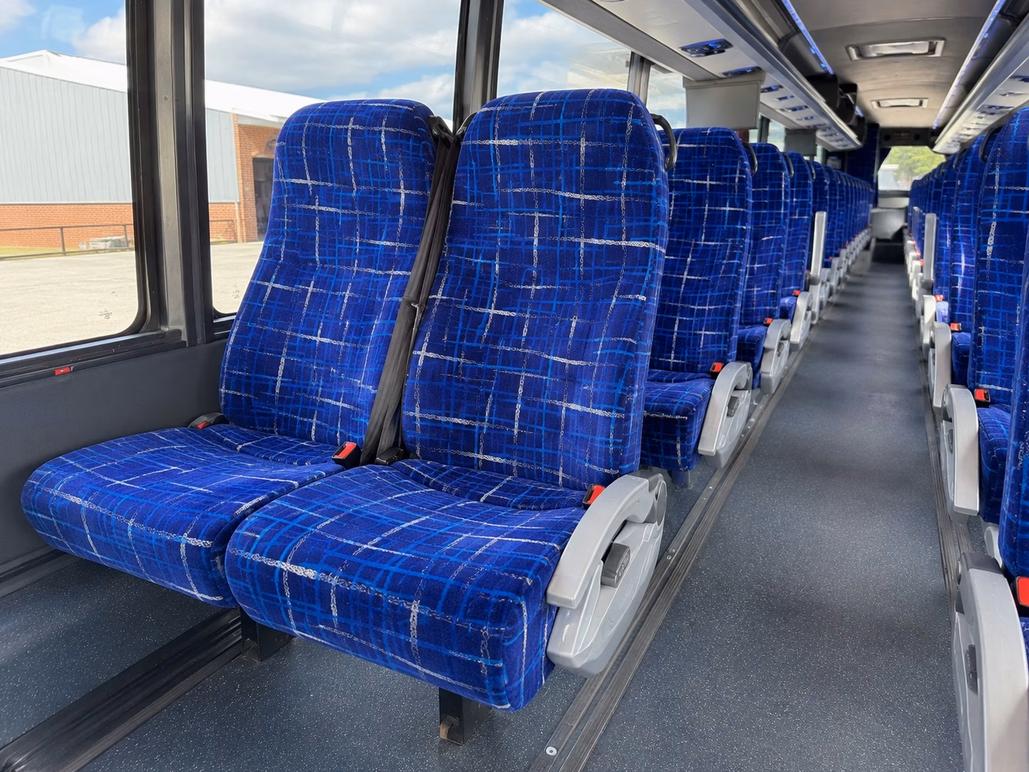 moving groups to port canaveral from melbourne is easy with a charter bus