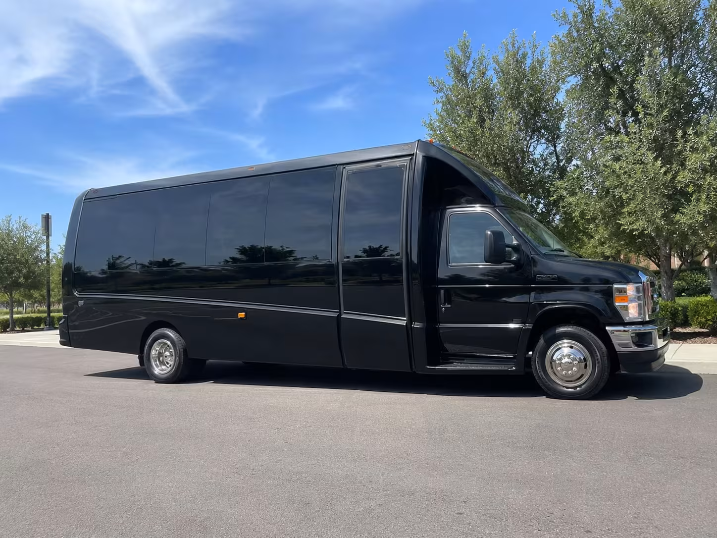 rehearsal dinner minibus rentals in melbourne